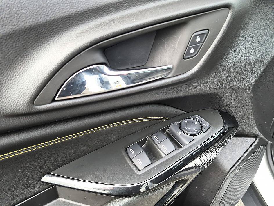 Certified 2026 Chevrolet Trax ACTIV FWD image 13