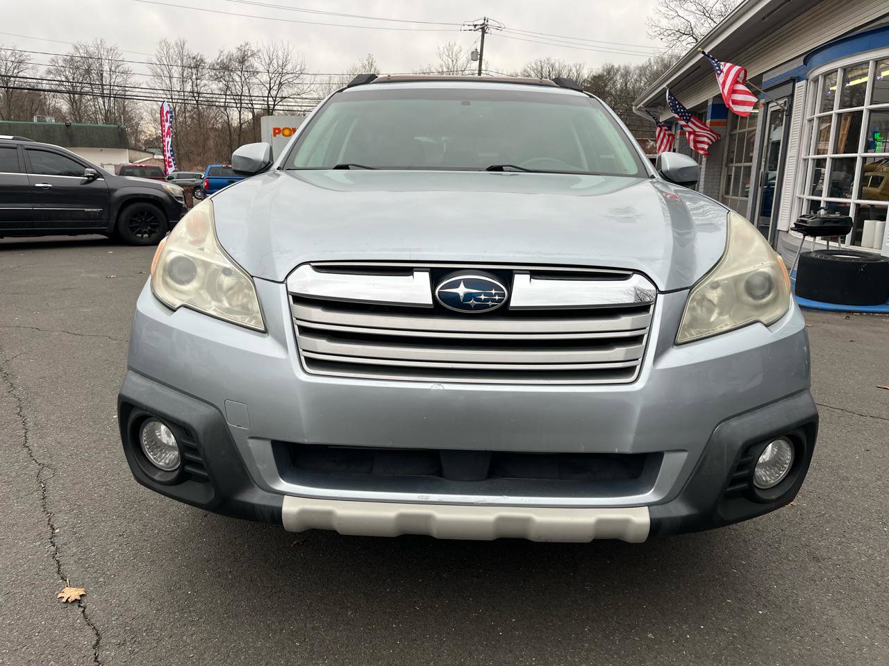 Used 2013 Subaru Outback 2.5i Limited w/ Moonroof Pkg AWD/4WD image 9