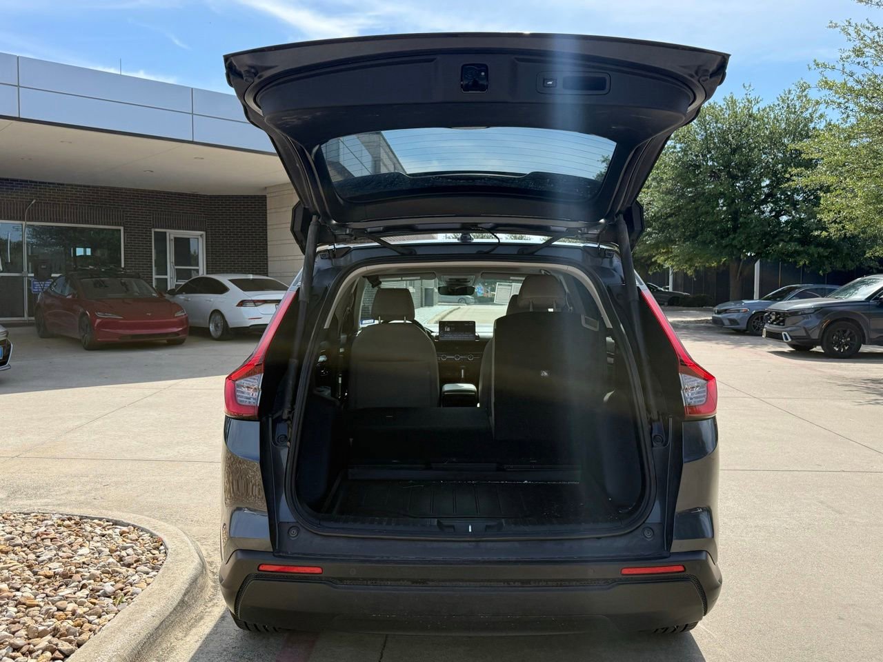 Used 2023 Honda CR-V EX-L image 5