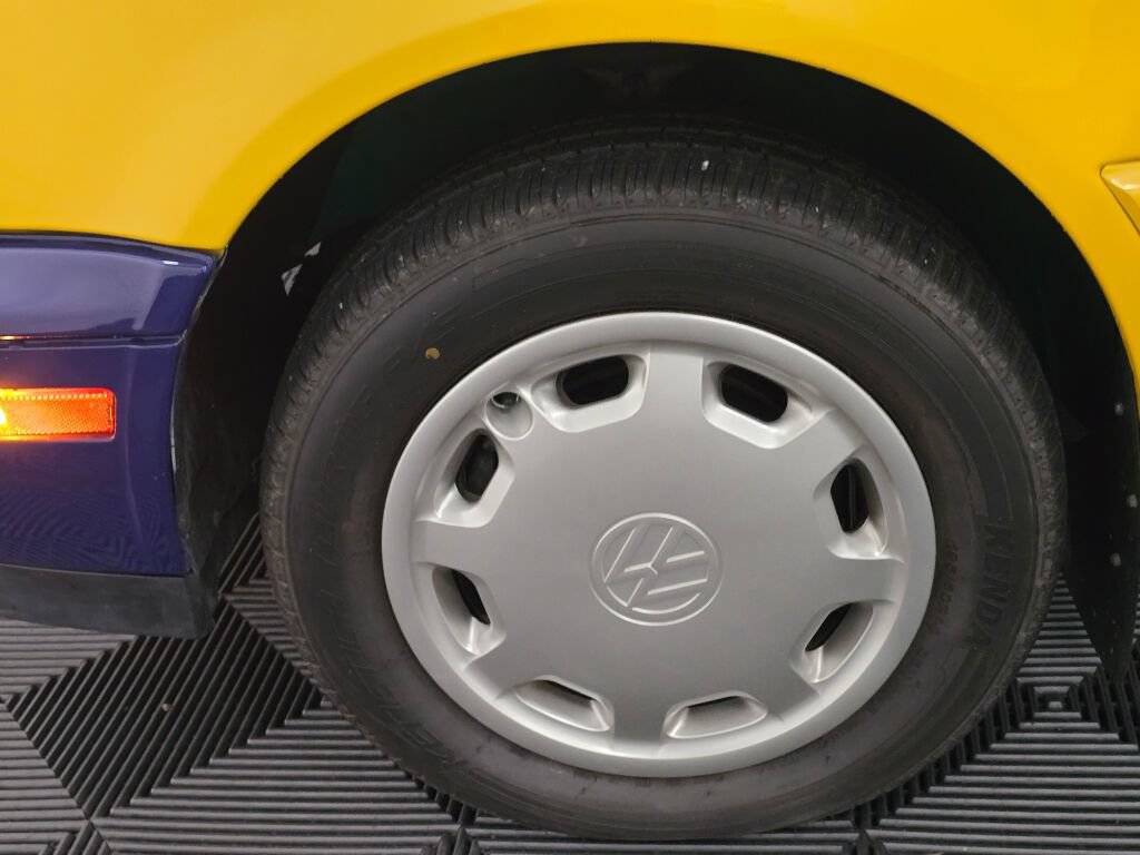 Used 1996 Volkswagen Golf GL FWD image 66