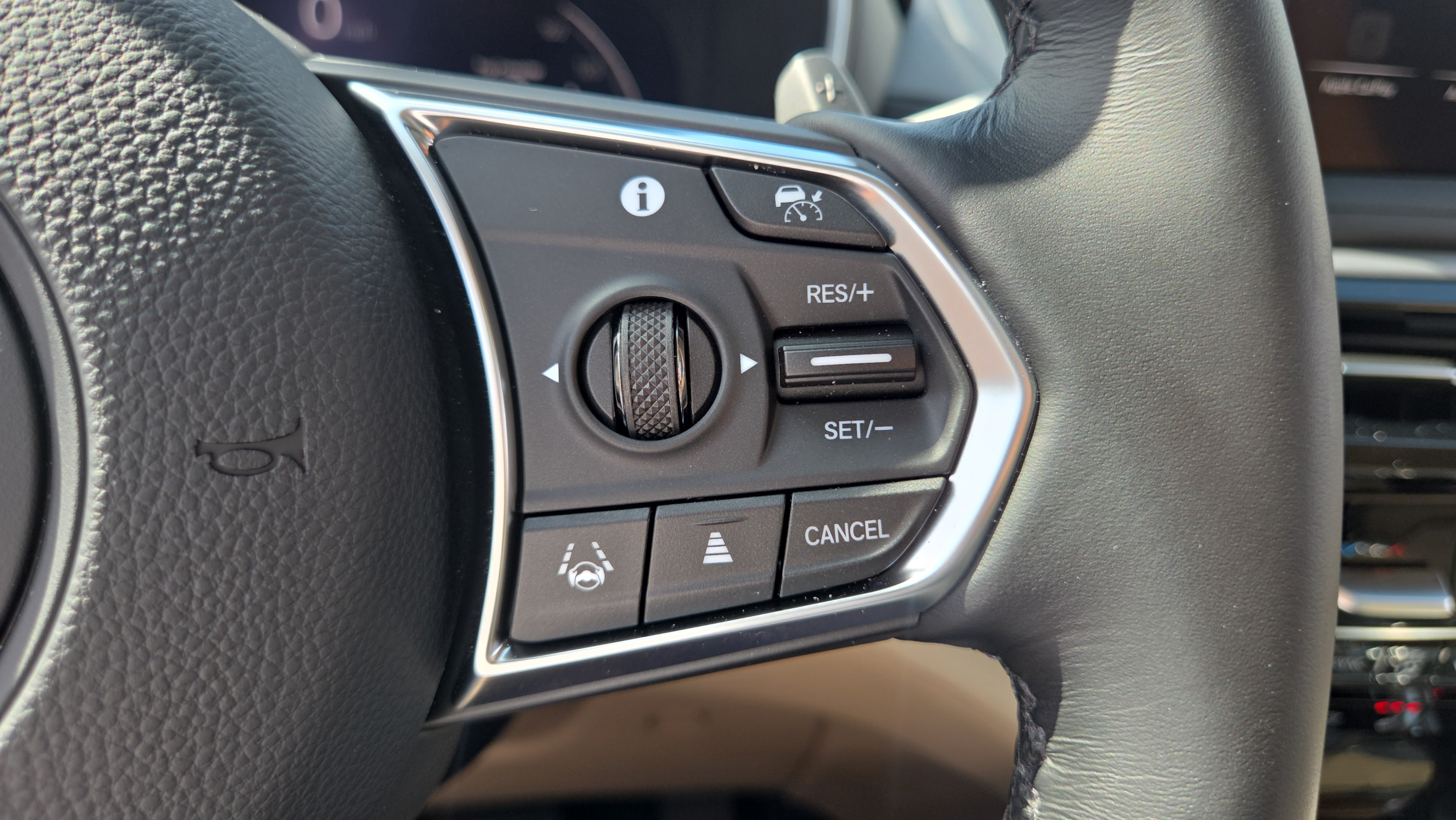 Certified 2026 Acura MDX FWD w/ Technology Package image 23
