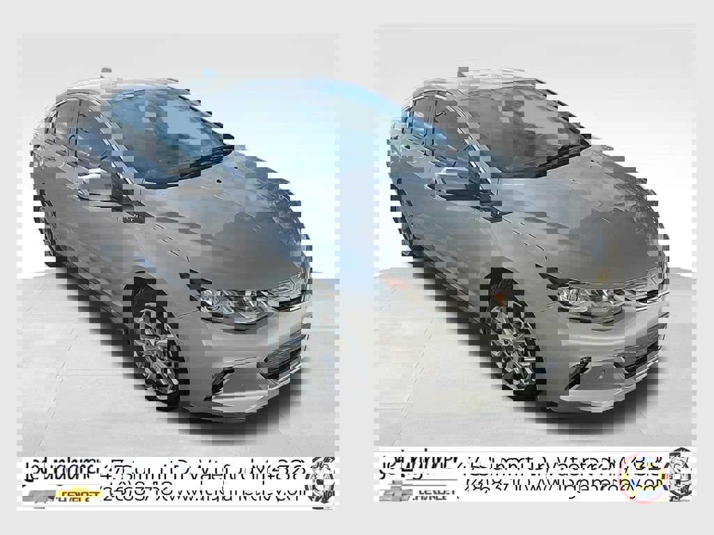 Used 2018 Chevrolet Volt Premier w/ Driver Confidence Package image 1