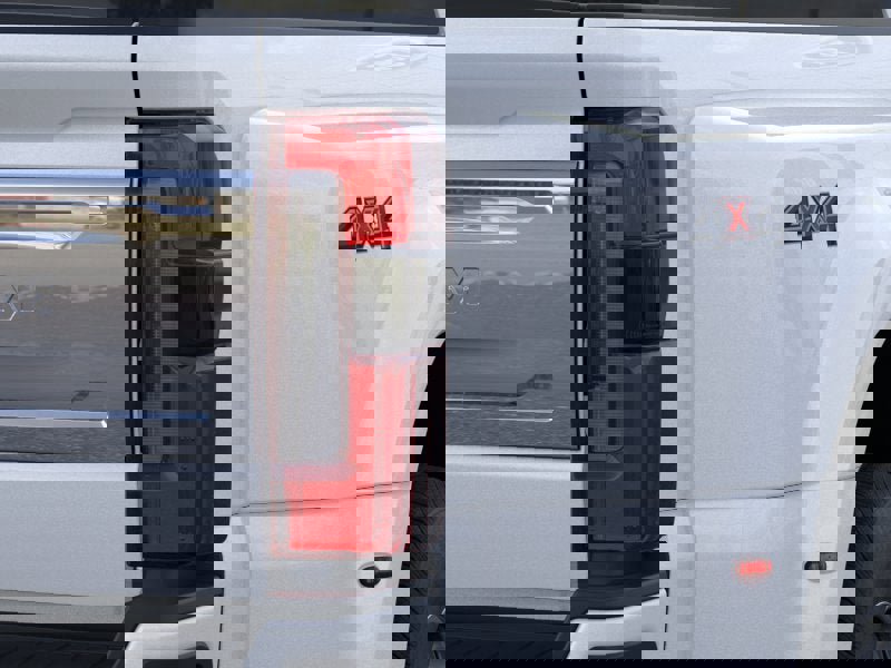 New 2026 Ford F350 4x4 Crew Cab DRW Super Duty image 21