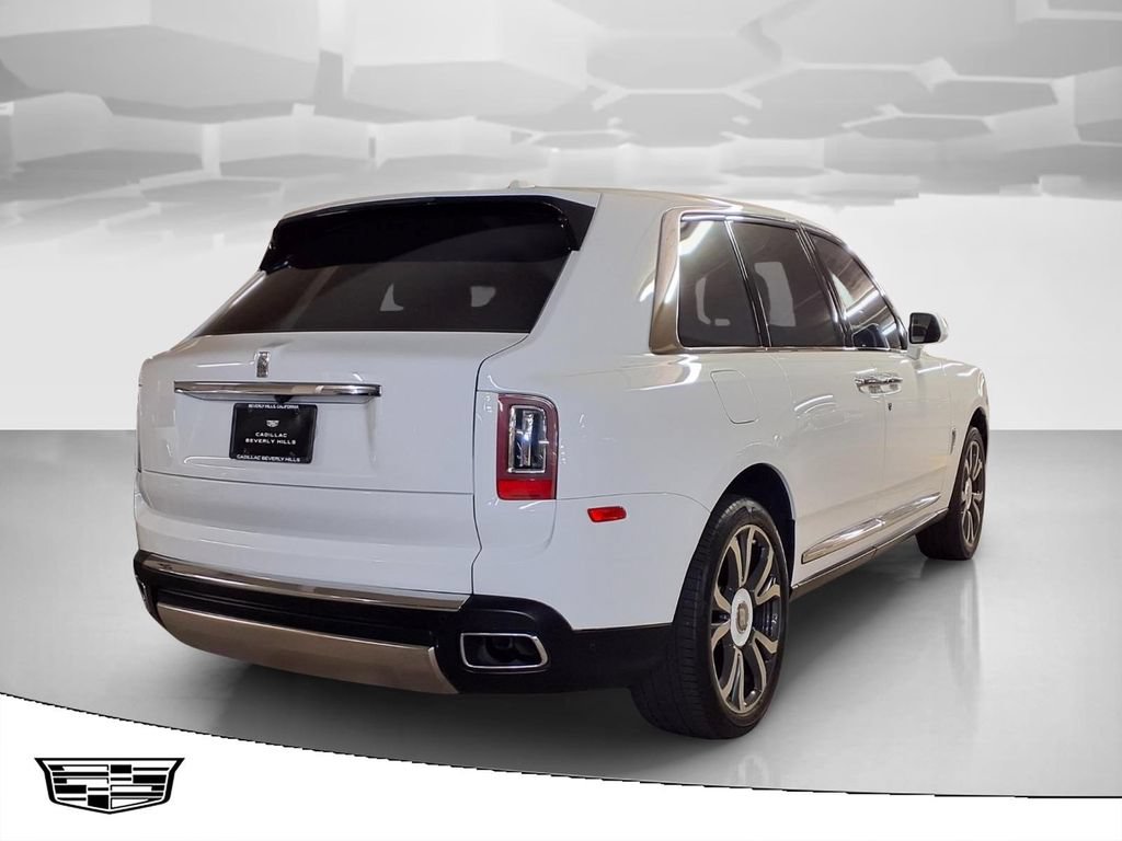 Used 2023 Rolls-Royce Cullinan AWD/4WD image 2