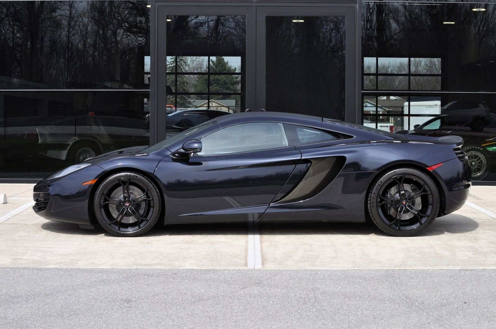 Used 2012 McLaren MP4-12C Coupe image 5