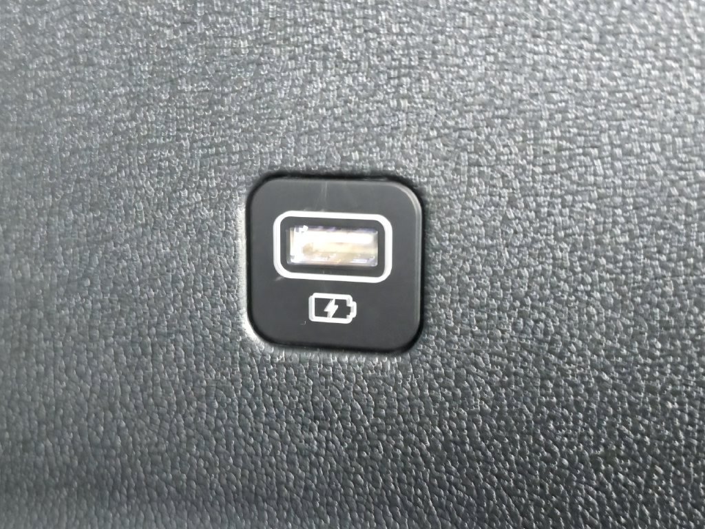 Certified 2023 Kia Sorento SX FWD image 17