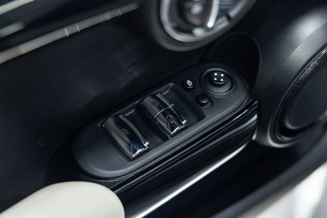 Used 2023 MINI Cooper S FWD image 12