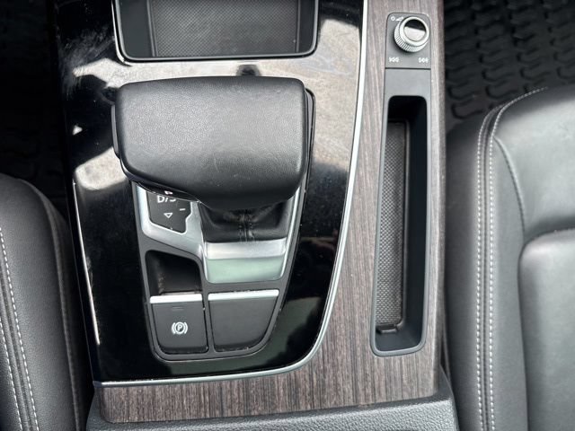 Used 2023 Audi Q5 2.0T Premium w/ Convenience Package AWD/4WD image 30