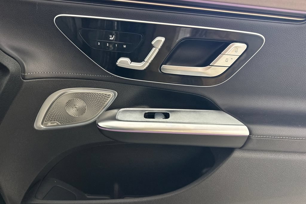 Certified 2023 Mercedes-Benz EQE 500 4MATIC Sedan image 21