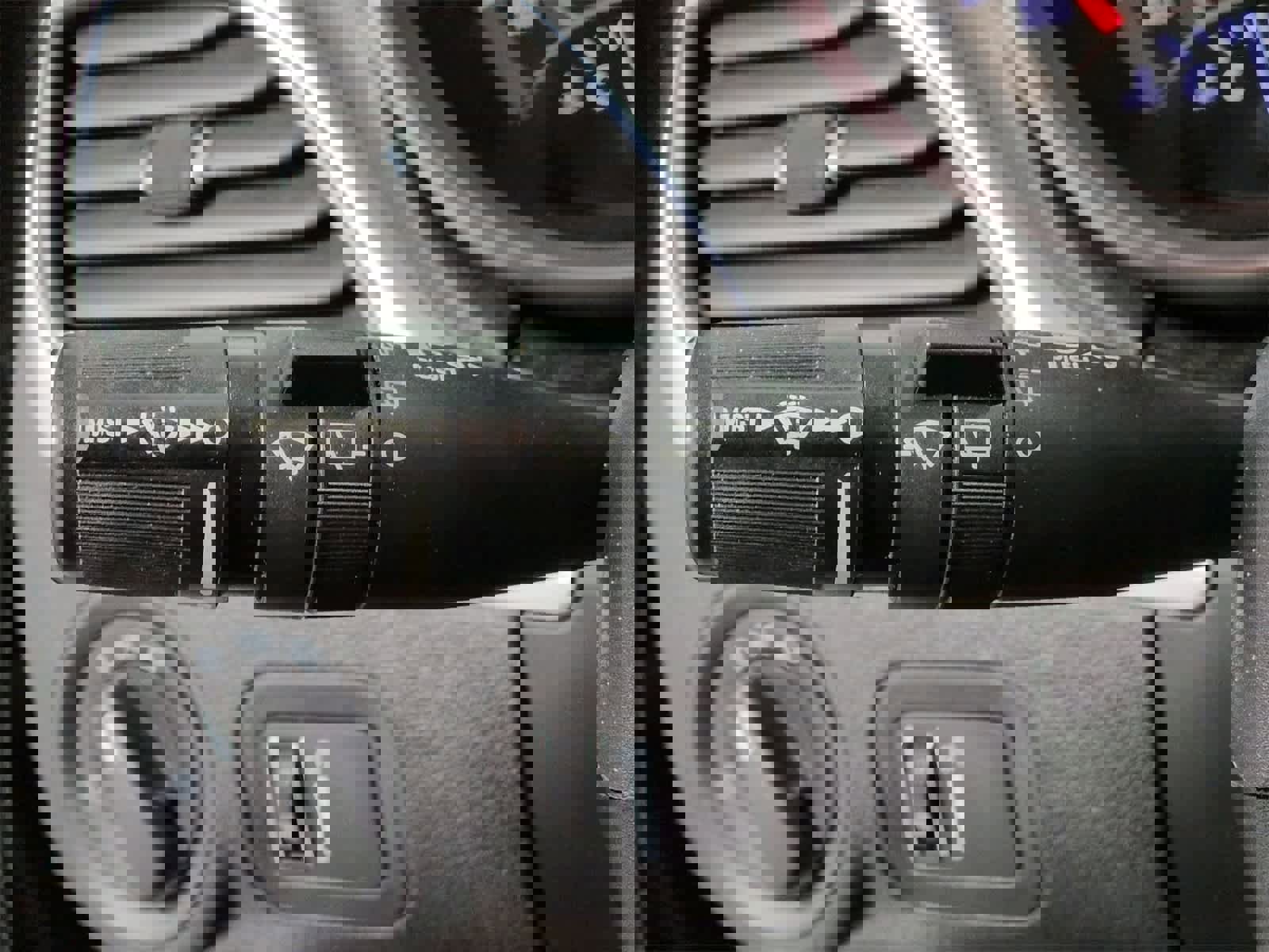 Used 2018 Dodge Journey SE image 27