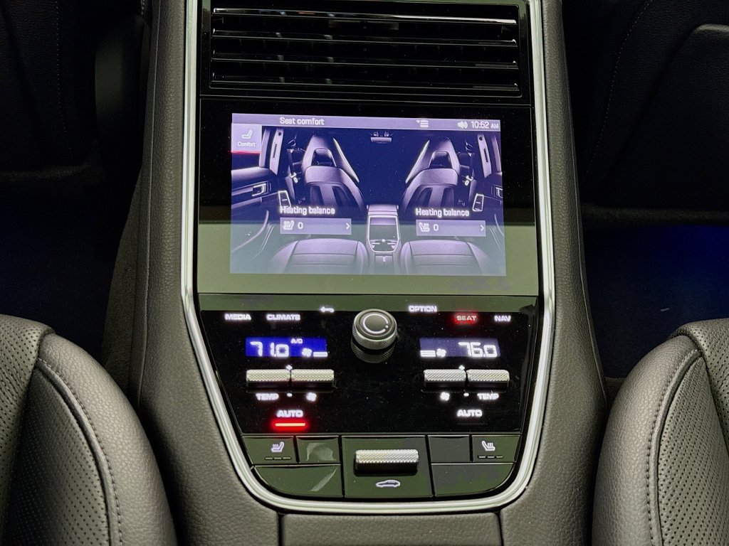 Certified 2023 Porsche Panamera Platinum Edition RWD image 30