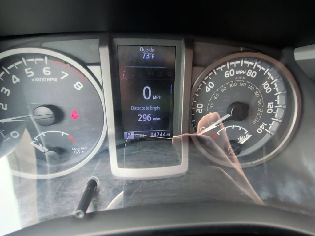 Used 2019 Toyota Tacoma TRD Off-Road AWD/4WD image 16