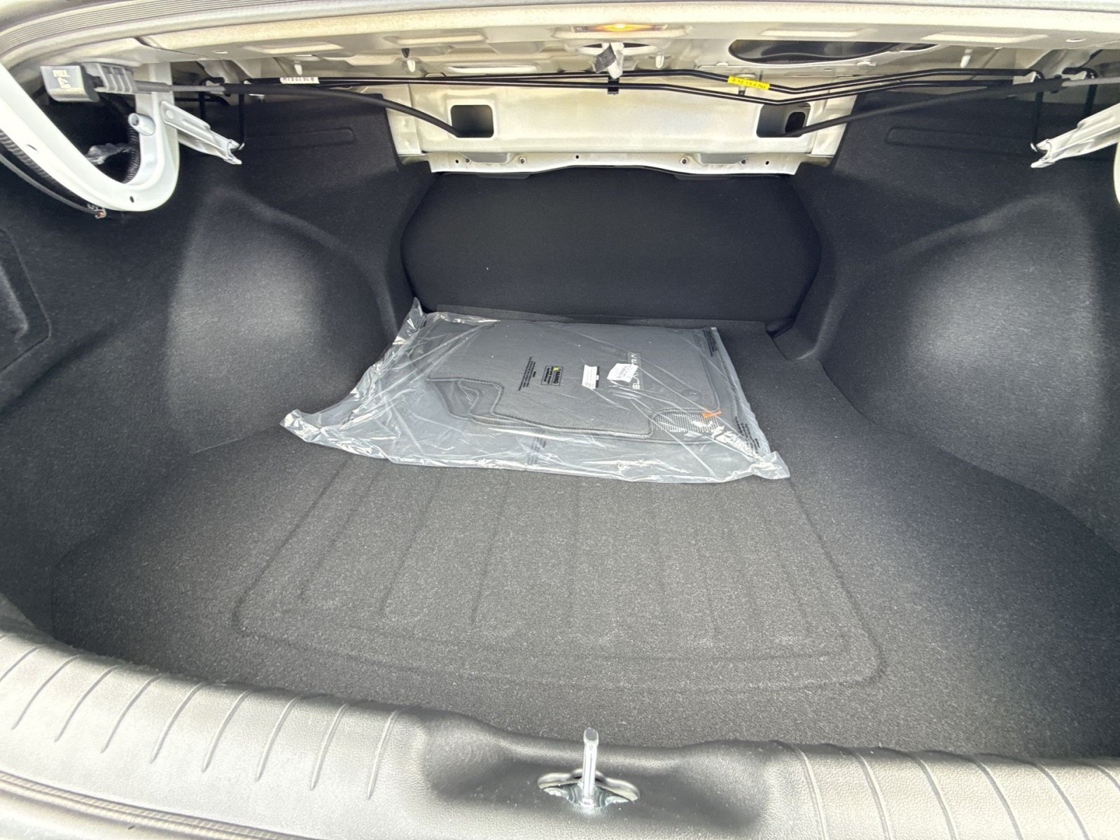 New 2026 Hyundai Elantra SE FWD image 26