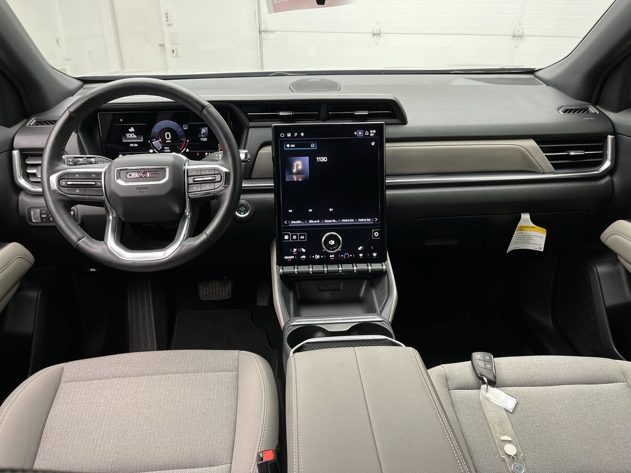 Certified 2025 GMC Terrain Elevation AWD/4WD image 4
