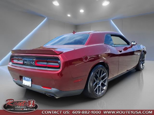 Used 2018 Dodge Challenger R/T Plus RWD image 3