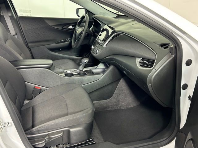Used 2024 Chevrolet Malibu LT FWD image 36