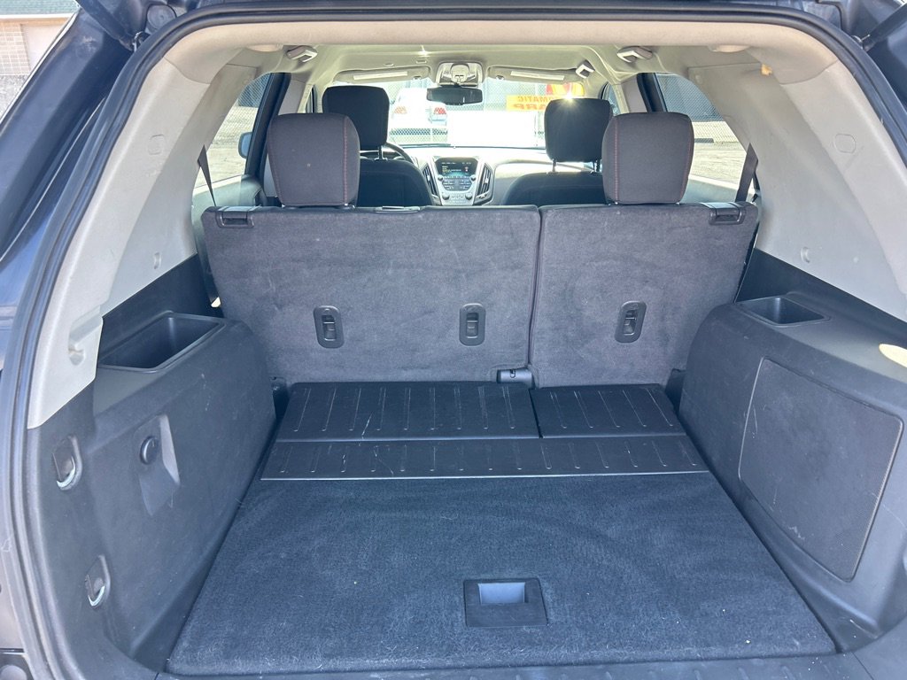 Used 2017 Chevrolet Equinox LT w/ Convenience Package FWD image 11
