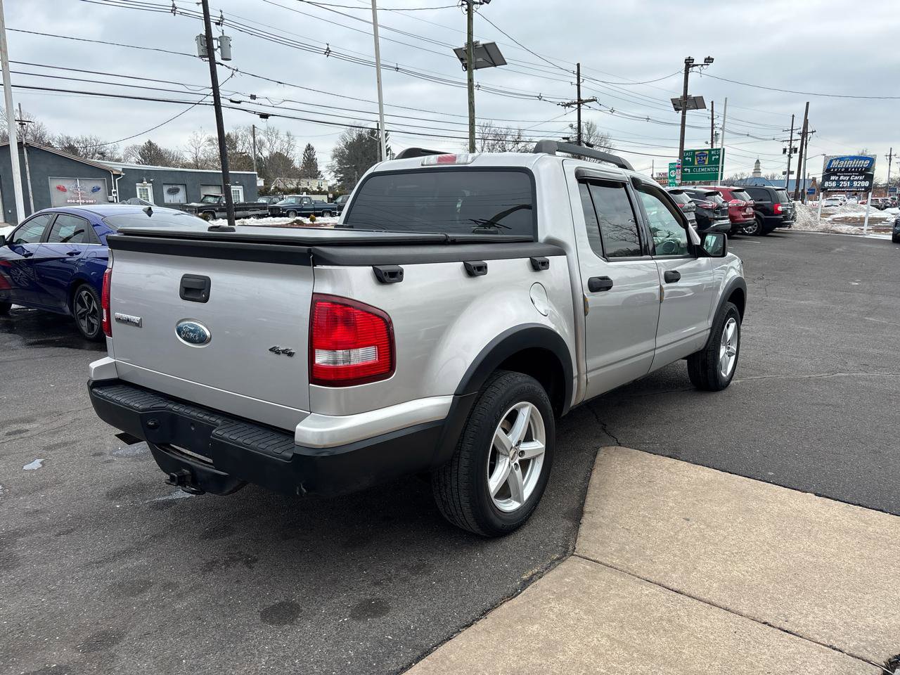 Used 2007 Ford Explorer Sport Trac XLT image 7