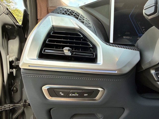 New 2026 BMW XM Label Red AWD/4WD image 37