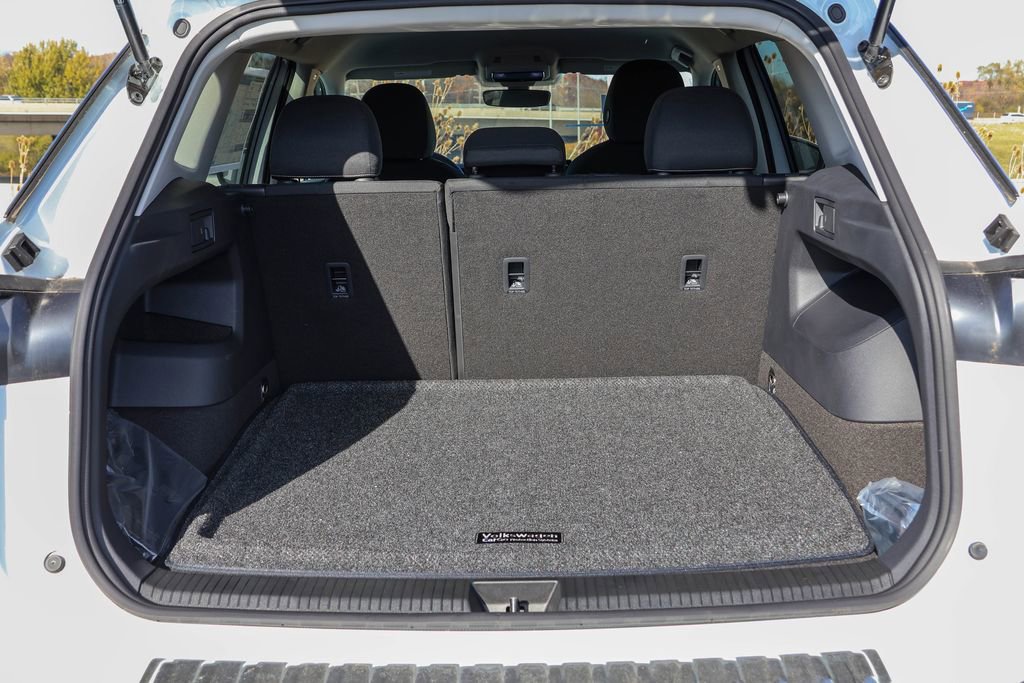 New 2025 Volkswagen Tiguan S image 35