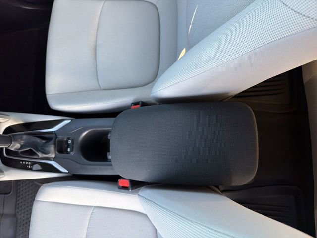 Certified 2025 Toyota Corolla Cross LE w/ Moonroof Package FWD image 25