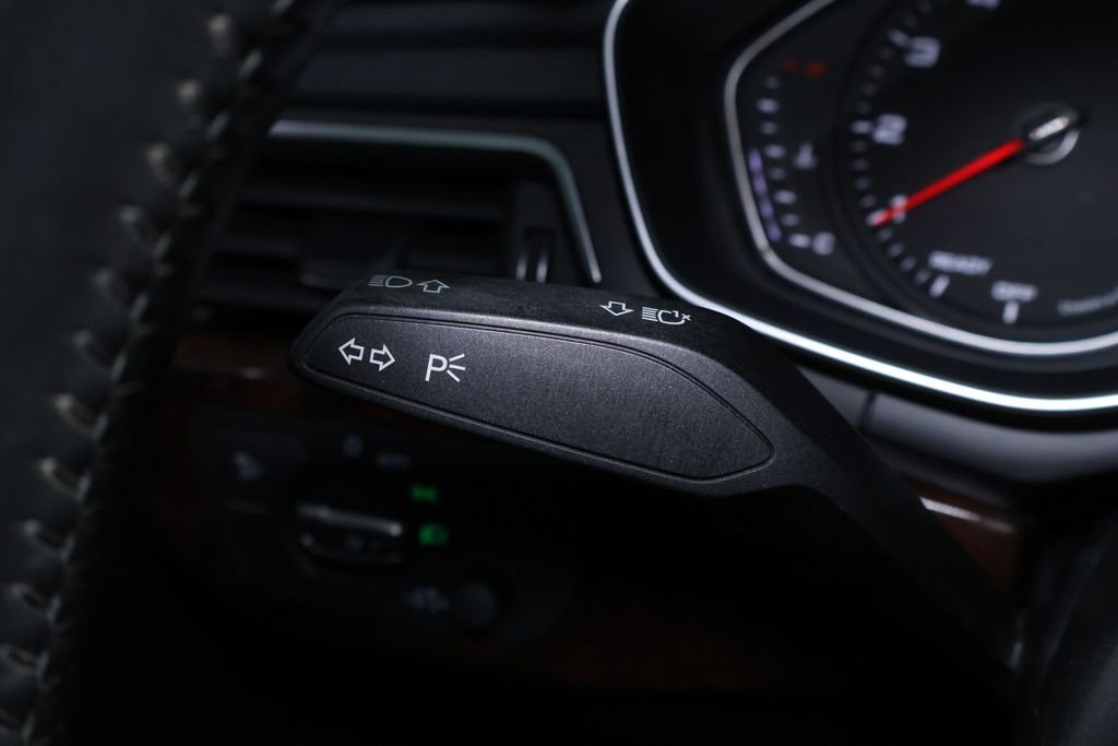 Used 2019 Audi A4 2.0T Premium w/ Convenience Package image 26