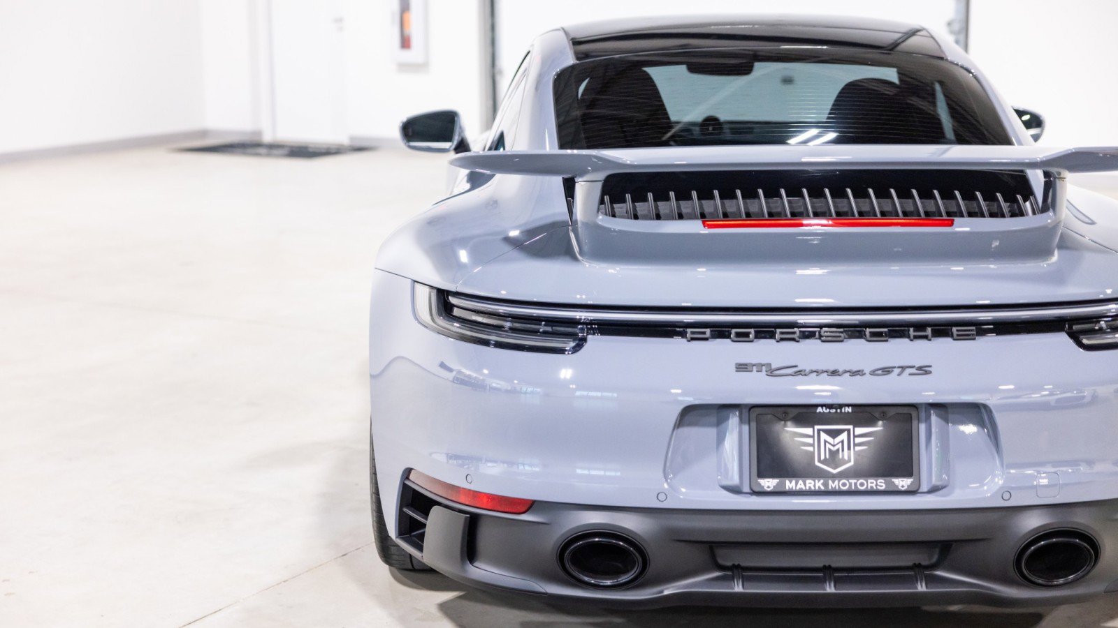 Used 2024 Porsche 911 Carrera GTS w/ Premium Package image 14