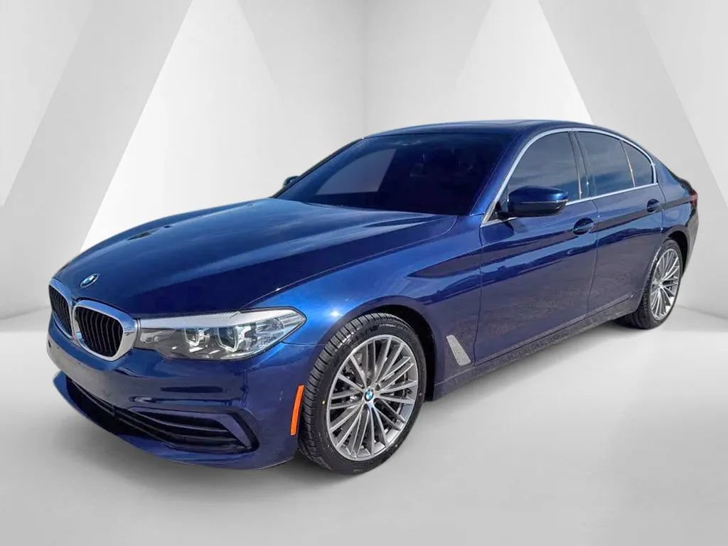 Used 2019 BMW 530i xDrive w/ Luxury Seating Package AWD/4WD image 4
