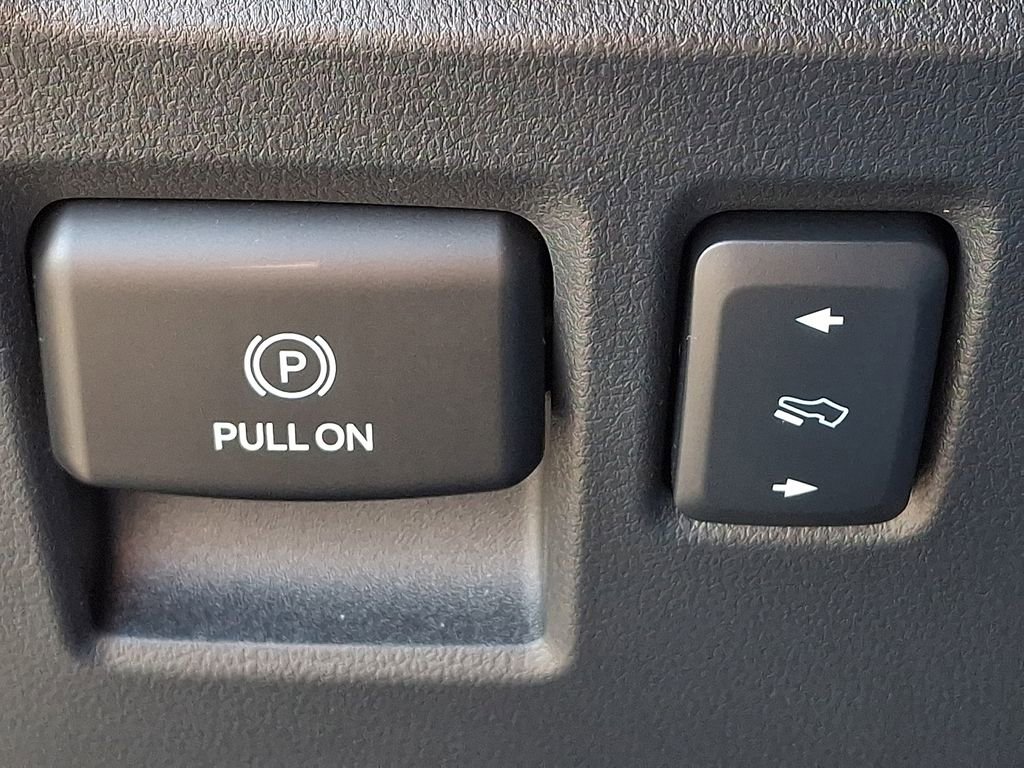 Used 2023 Ford F150 Raptor w/ Equipment Group 802A Raptor R AWD/4WD image 26