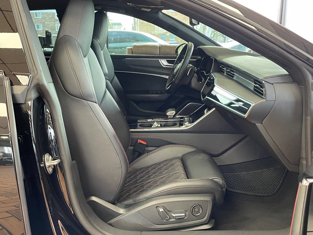Used 2025 Audi S7 Prestige w/ Prestige Package AWD/4WD image 30