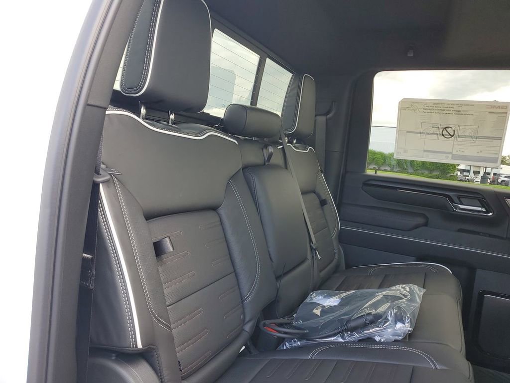 New 2026 GMC Sierra 2500 AT4X w/ AT4X AEV Edition image 28