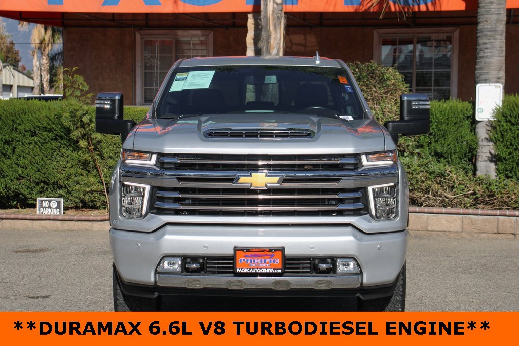 Used 2022 Chevrolet Silverado 2500 High Country image 3