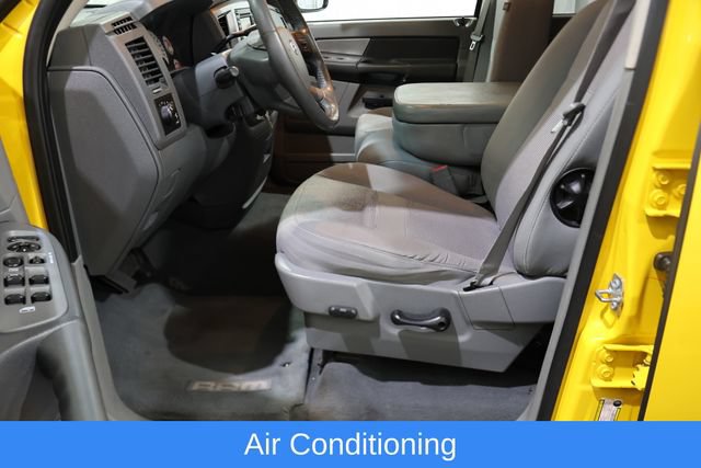 Used 2007 Dodge Ram 1500 Truck SLT w/ Navigation Convenience Group AWD/4WD image 9