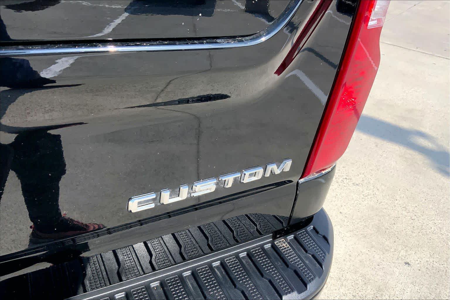 Certified 2024 Chevrolet Silverado 2500 Custom w/ Custom Value Package AWD/4WD image 10