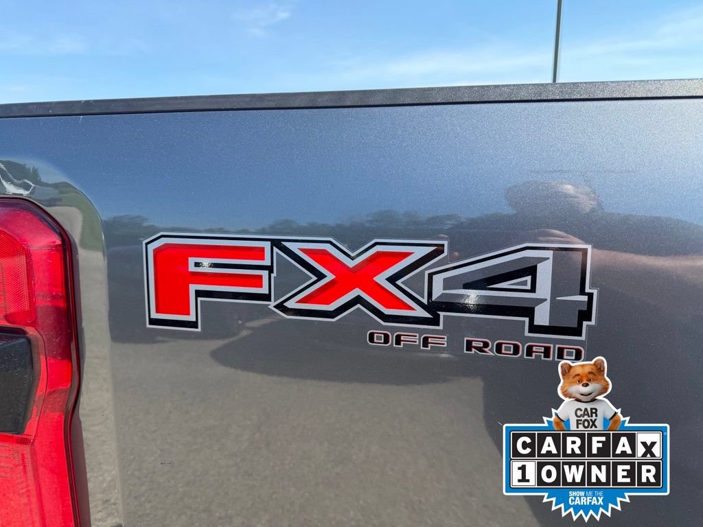 Used 2023 Ford F250 Lariat w/ Sport Appearance Package AWD/4WD image 8