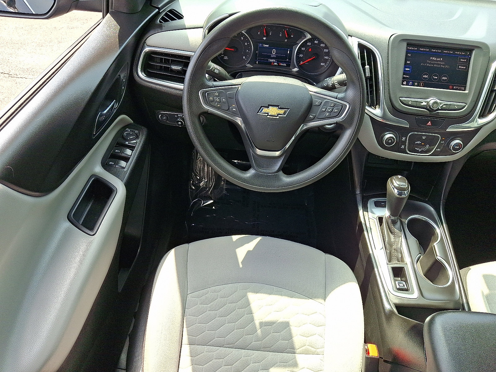 Used 2020 Chevrolet Equinox LT AWD/4WD image 12