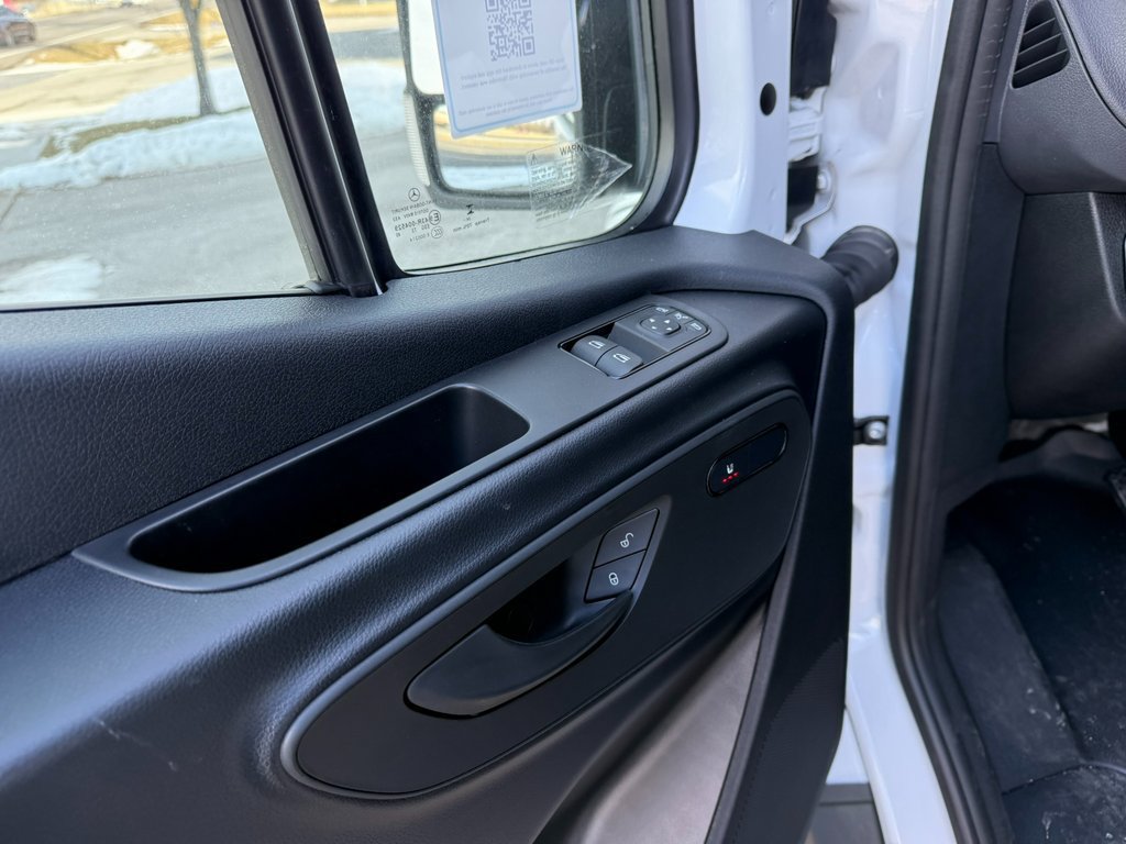New 2025 Mercedes-Benz Sprinter 2500 image 10