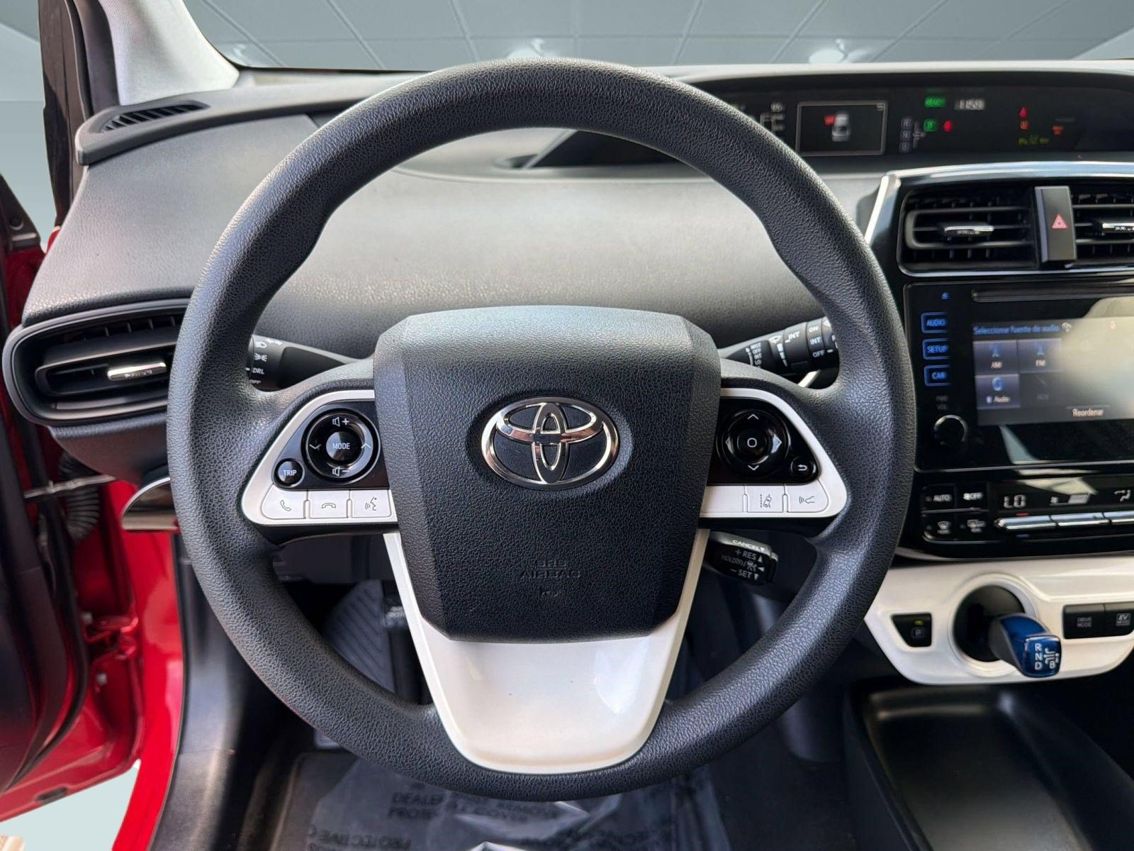 Used 2018 Toyota Prius Two w/ Prius Two Safety Plus Package FWD image 11