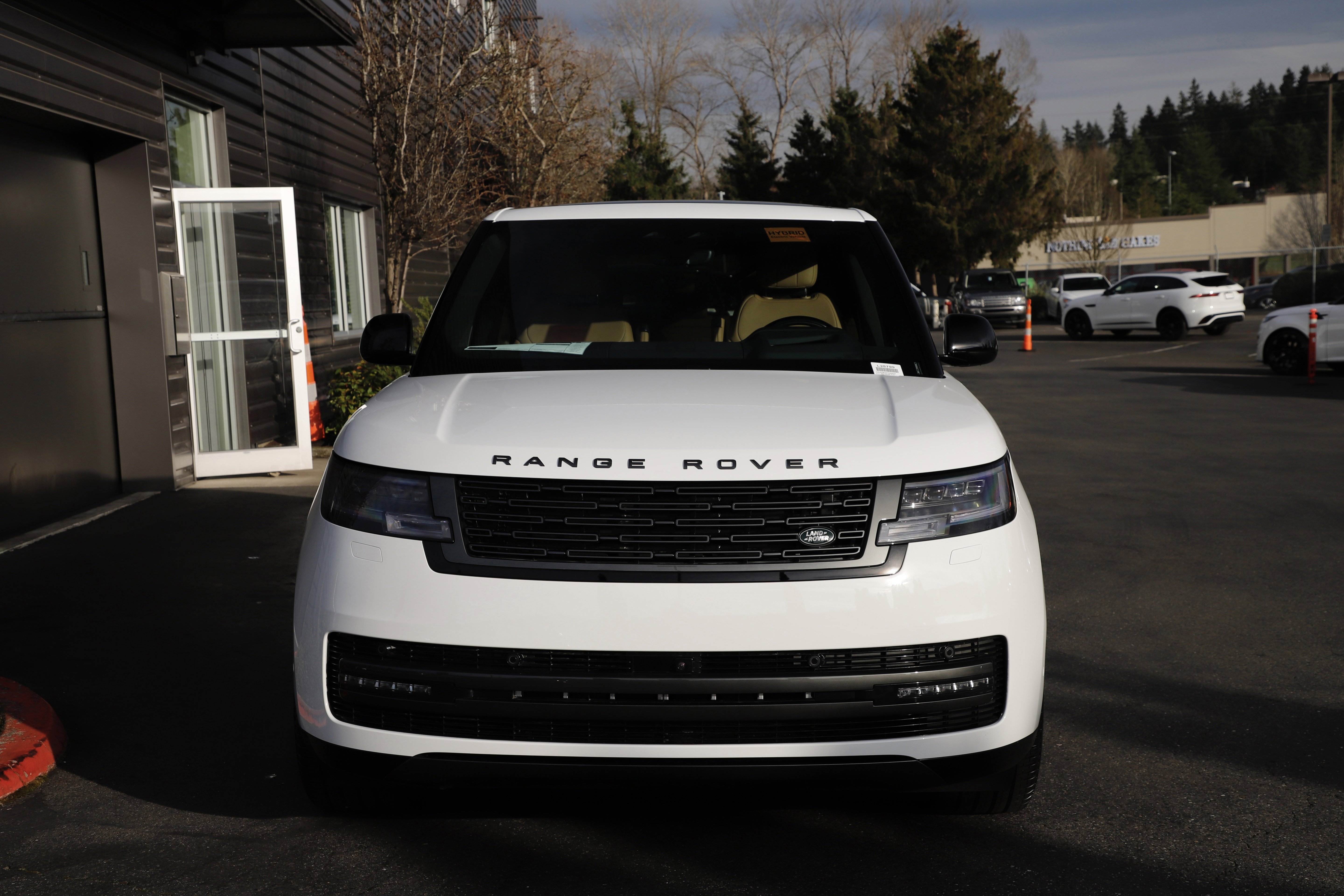 New 2026 Land Rover Range Rover SE AWD/4WD image 6