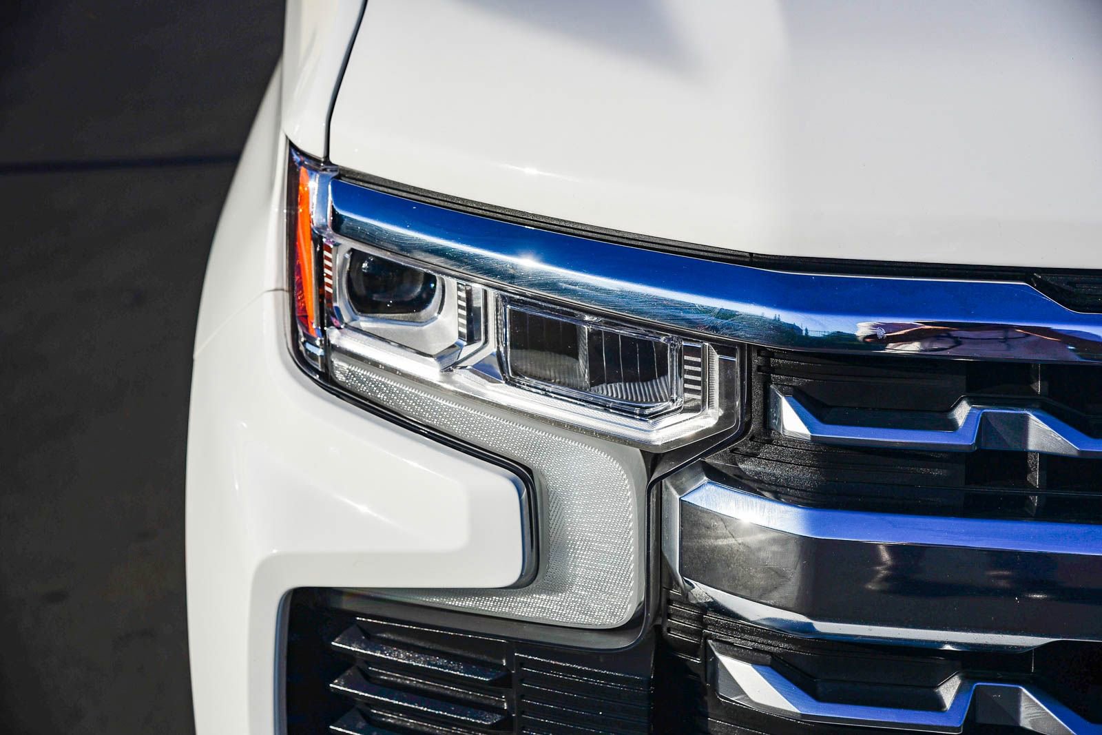 Used 2024 Chevrolet Silverado 1500 LTZ image 12