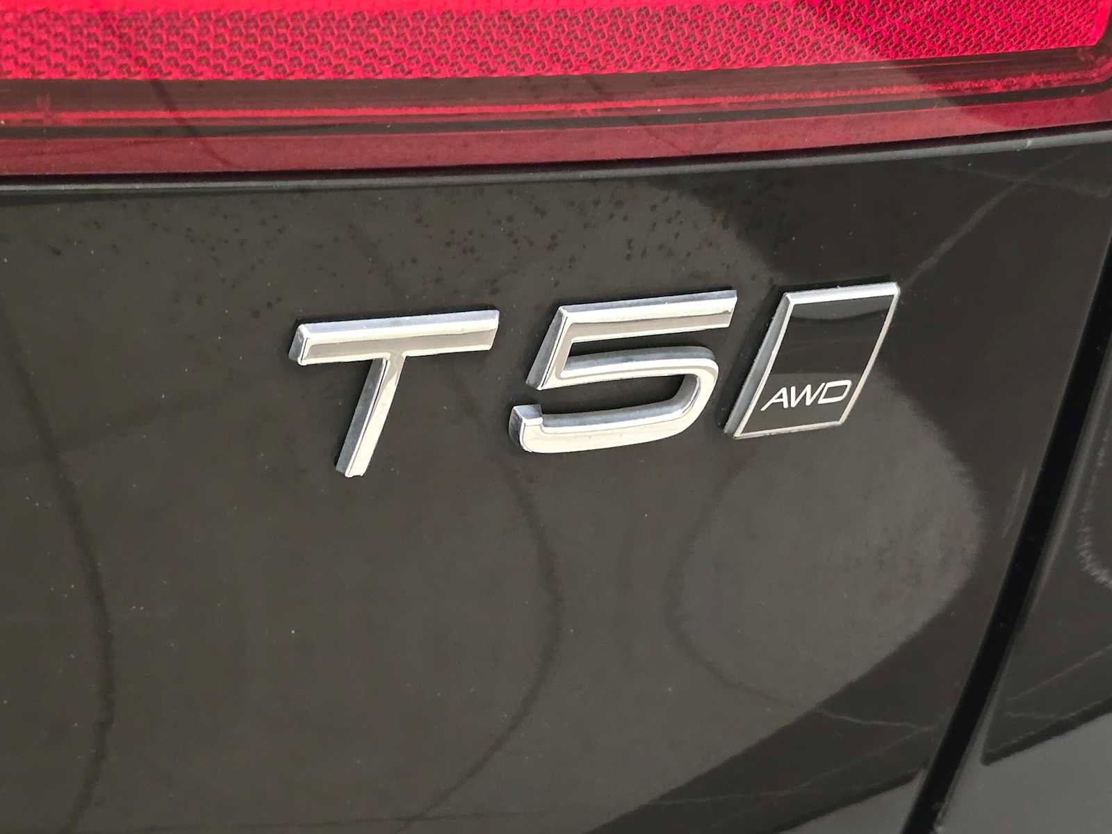 Used 2019 Volvo V90 T5 Cross Country AWD/4WD image 7