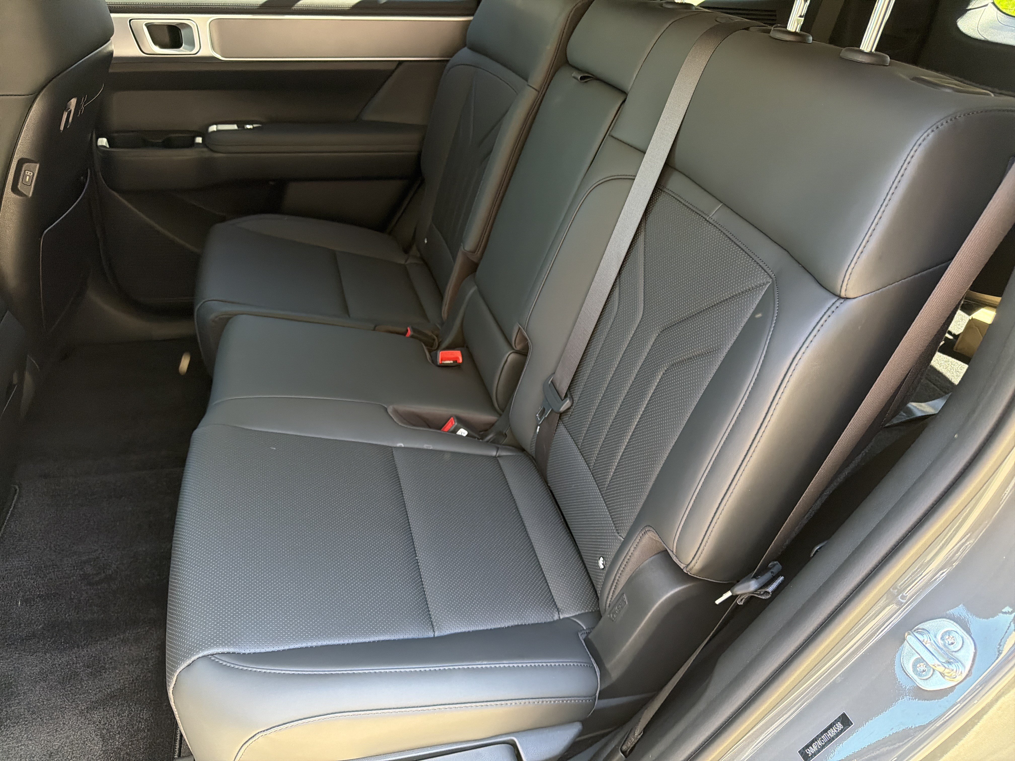 Used 2026 Hyundai Santa Fe SEL FWD image 16