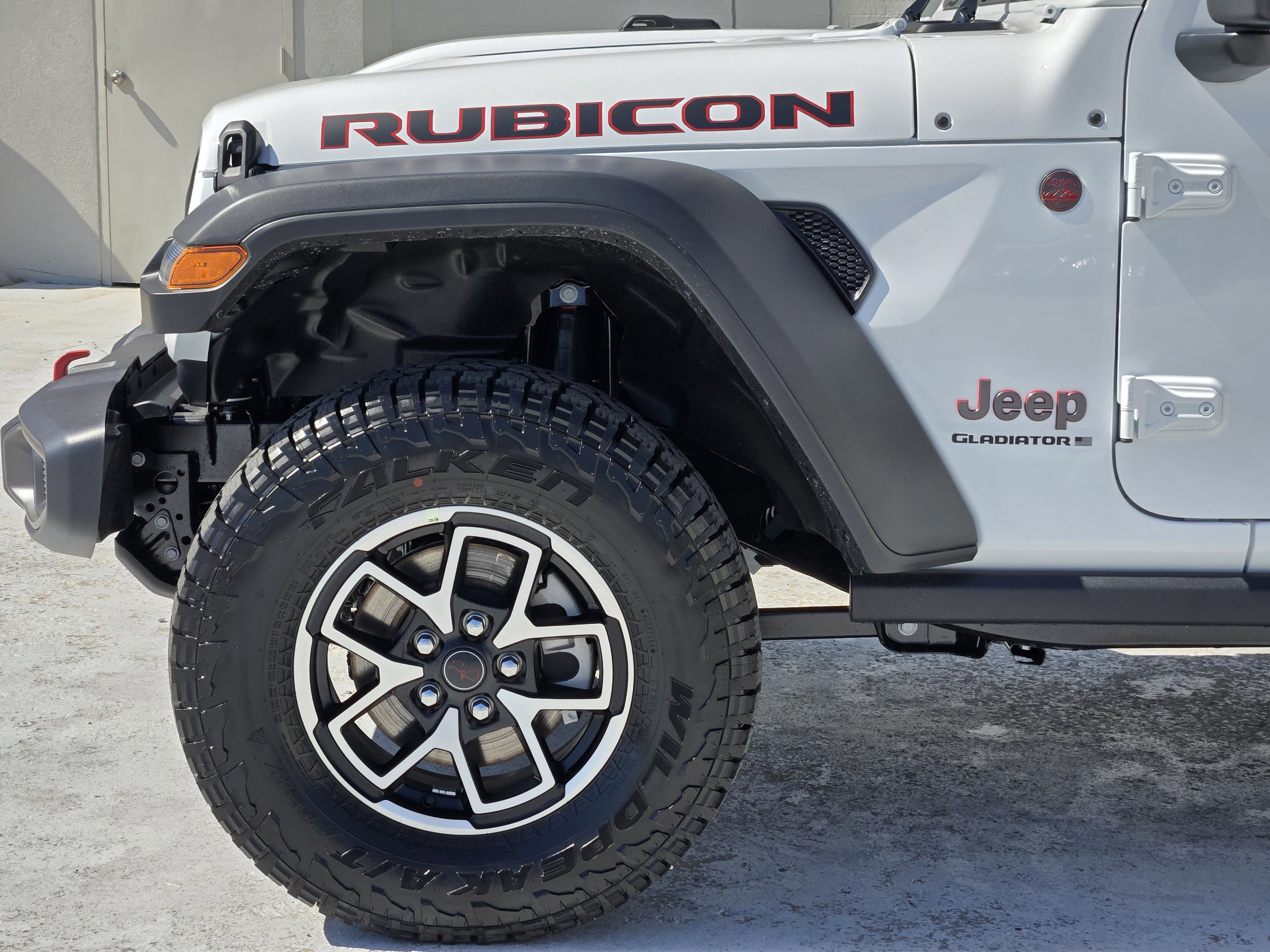 New 2025 Jeep Gladiator Rubicon w/ Convenience Group image 5