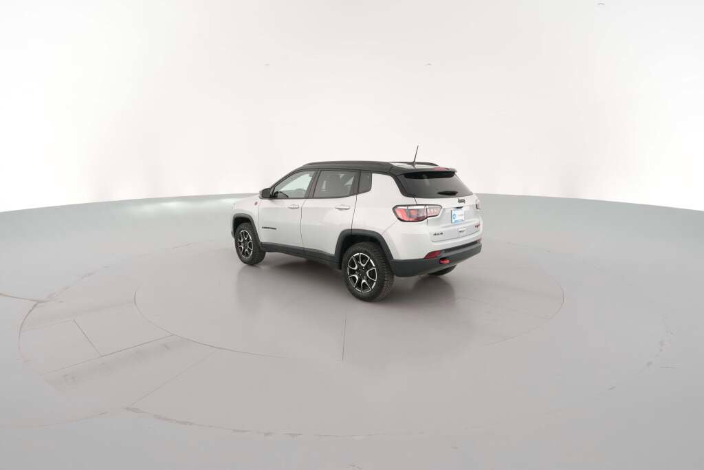 New 2026 Jeep Compass Trailhawk image 8