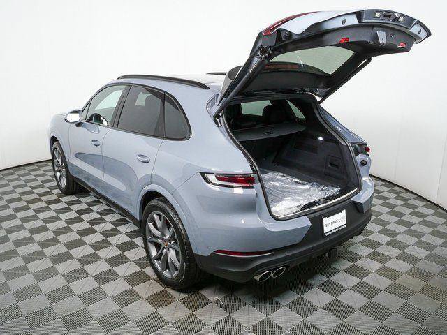 New 2026 Porsche Cayenne S AWD/4WD image 34
