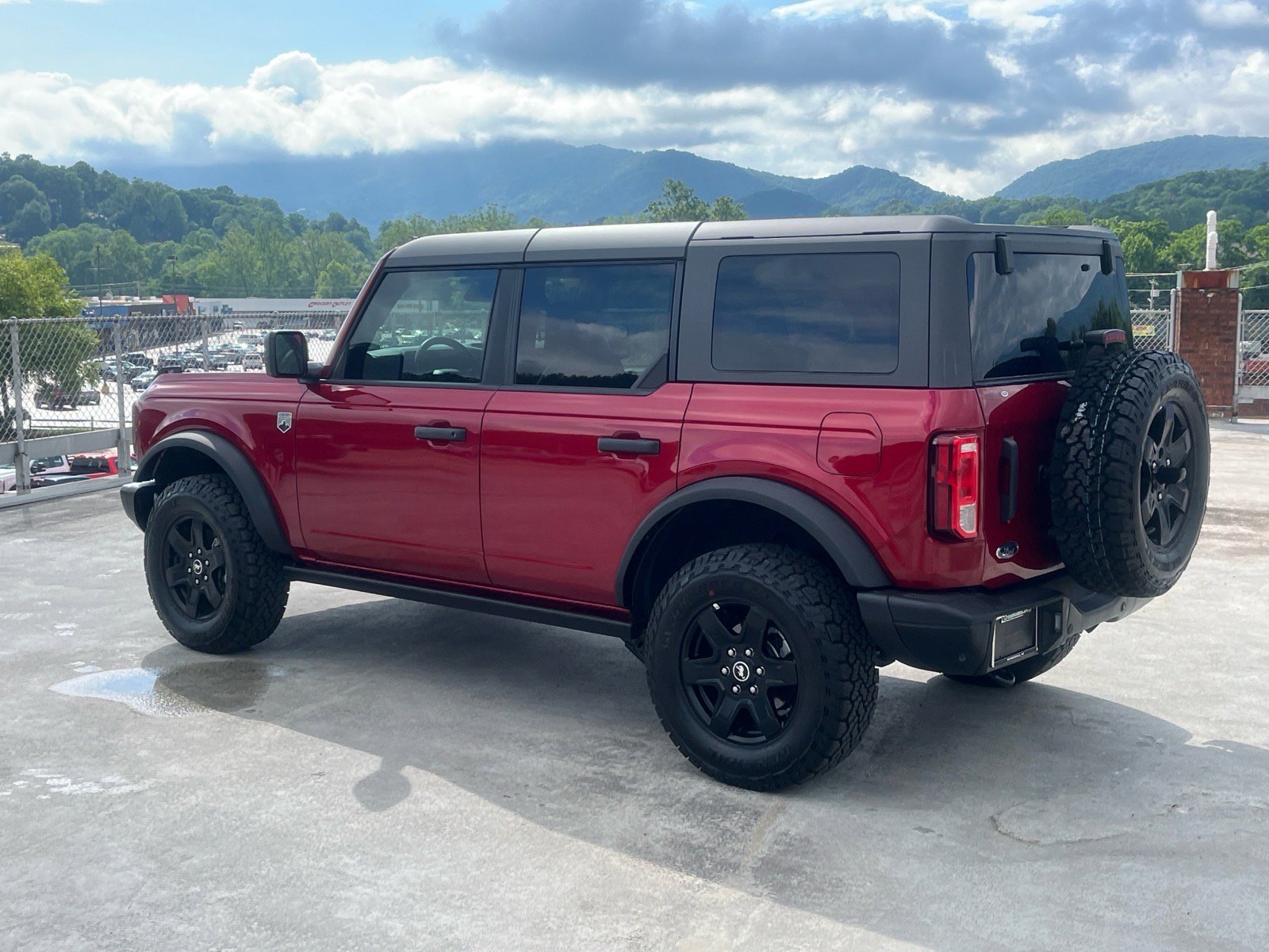 New 2025 Ford Bronco Big Bend w/ Black Diamond Package AWD/4WD image 4