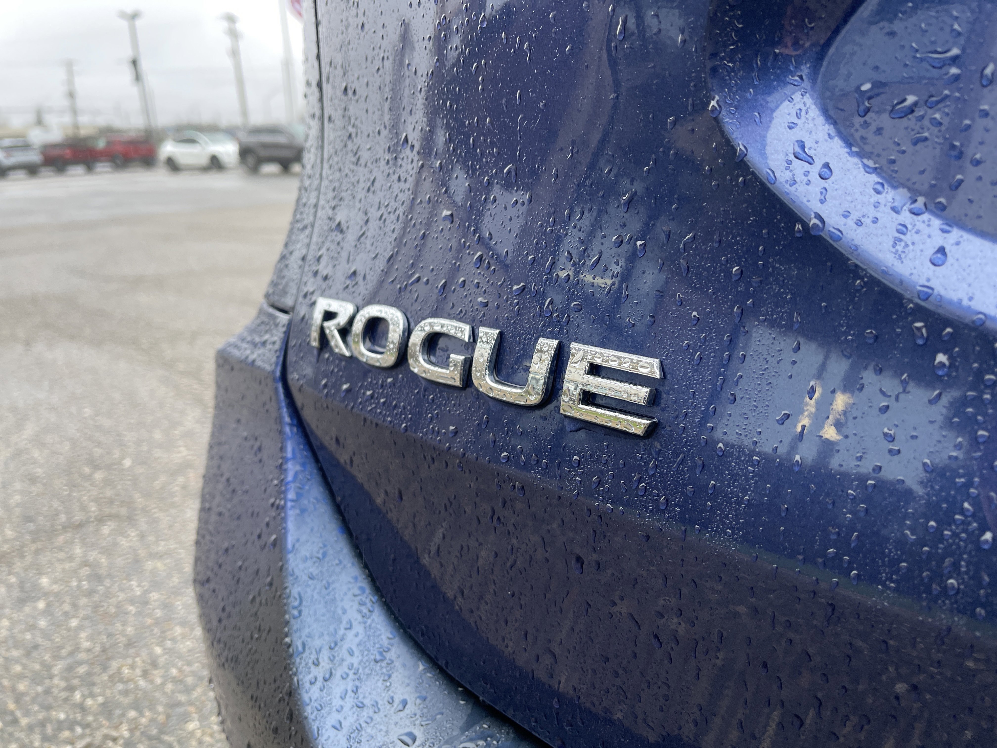 Used 2019 Nissan Rogue S AWD/4WD image 24