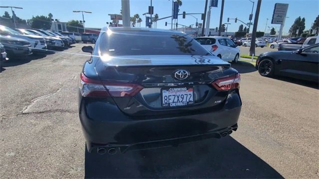 Used 2018 Toyota Camry XSE image 7