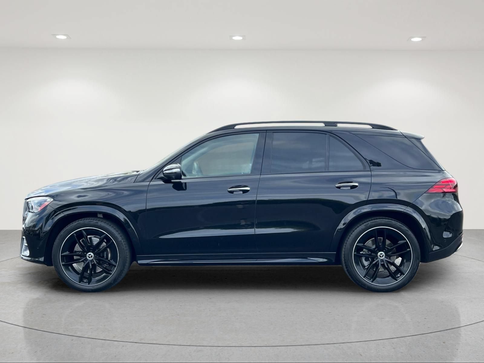 Used 2026 Mercedes-Benz GLE 580 4MATIC image 2