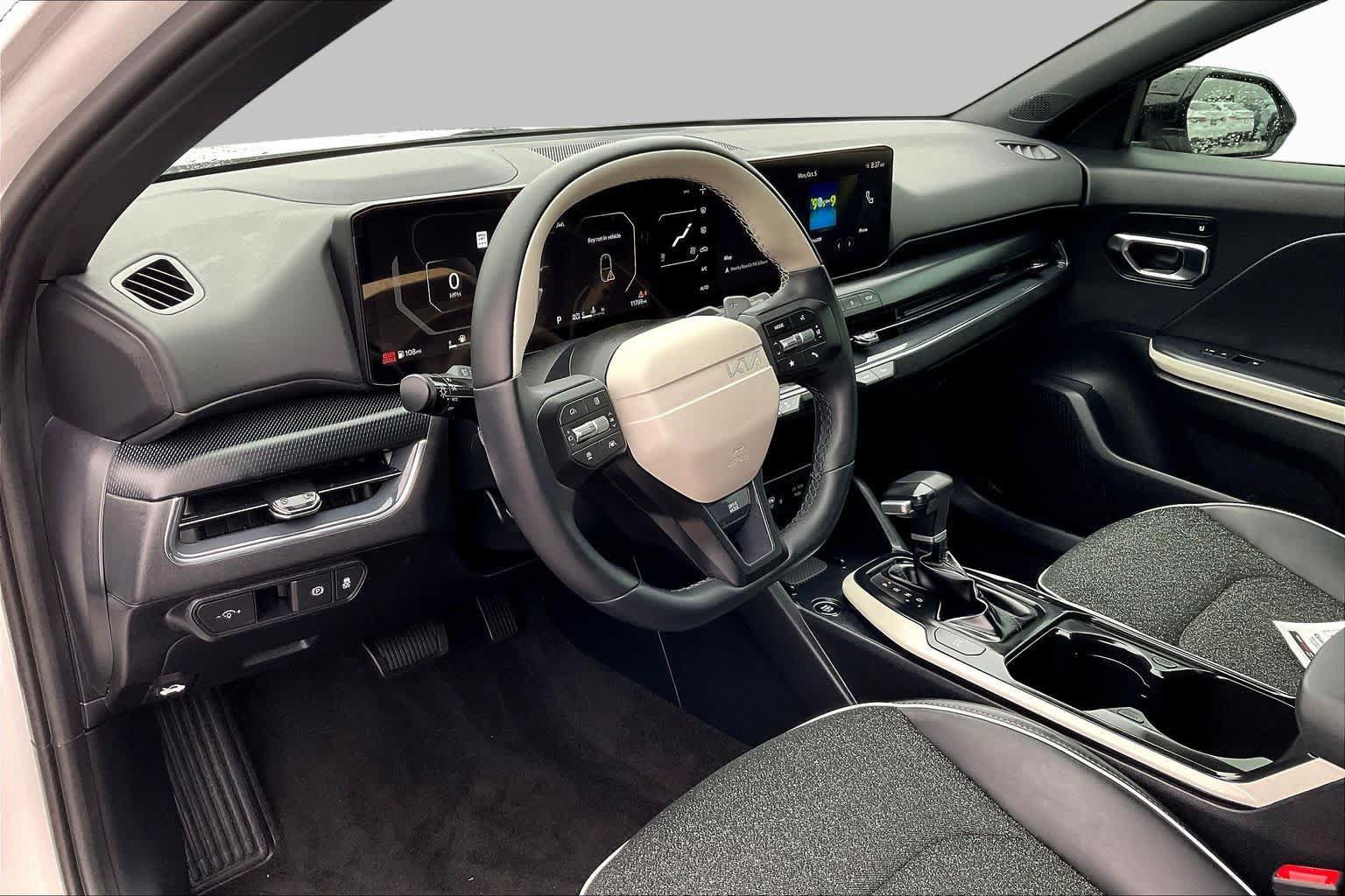 Used 2025 Kia K4 GT-Line FWD image 17